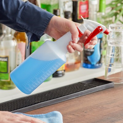 Chemical 32 oz. Red Plastic Bottle / Sprayer - 4/Pack 2