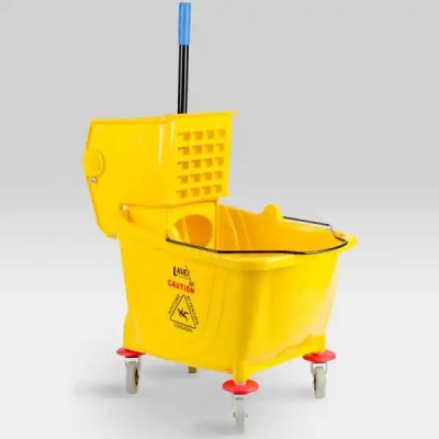 Rubbermaid FG758088YEL WaveBrake® 35 Qt. Yellow Mop...