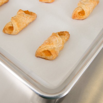 Baker's Mark 12" x 16" Half Size Quilon® Coated Parchment... 2